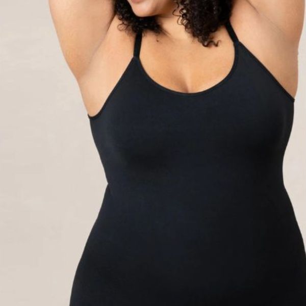 Õhuke õlapaeltega vormiv topp